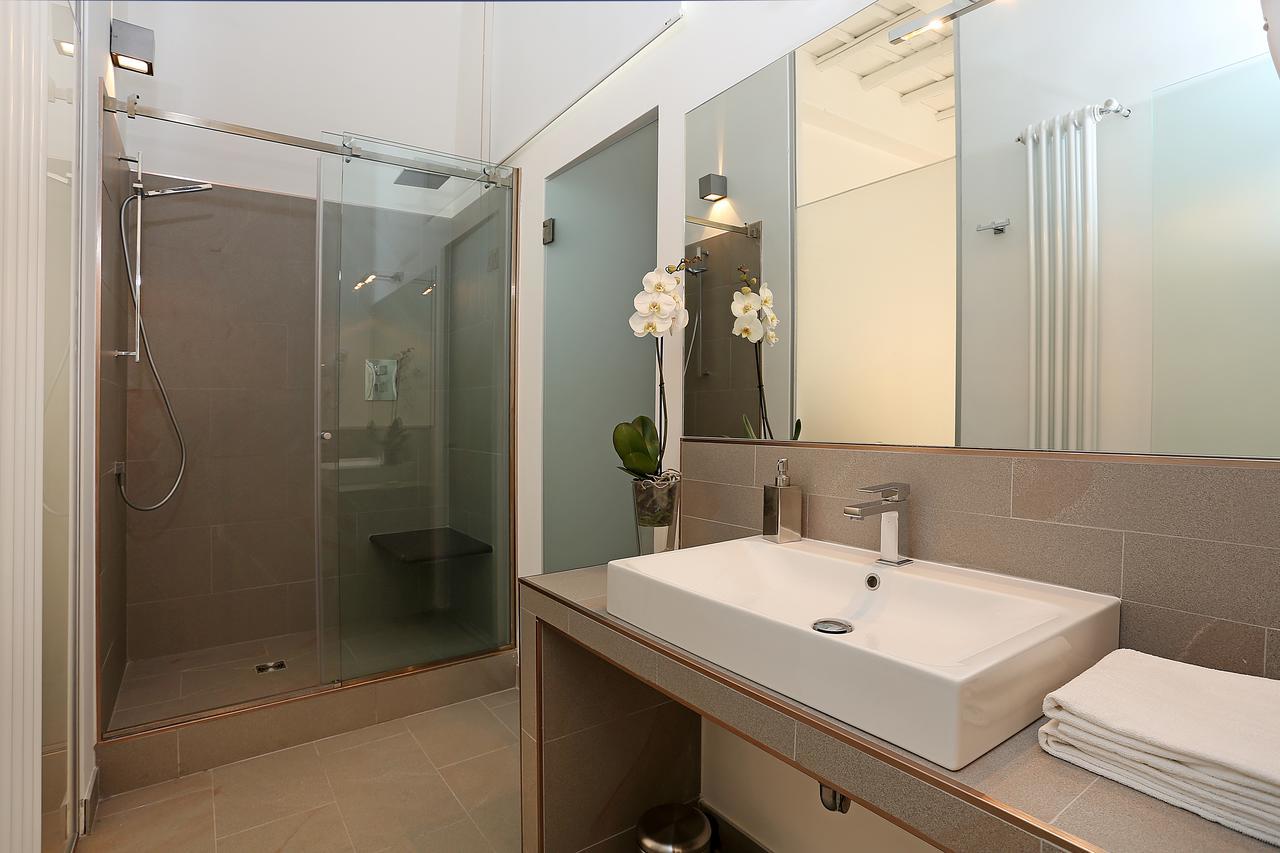 Domus Croce Bed & Breakfast Rome Exterior photo