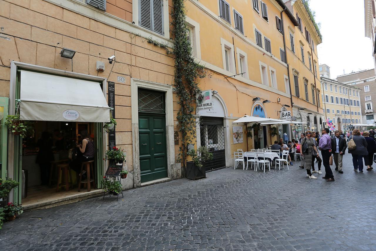 Domus Croce Bed & Breakfast Rome Exterior photo